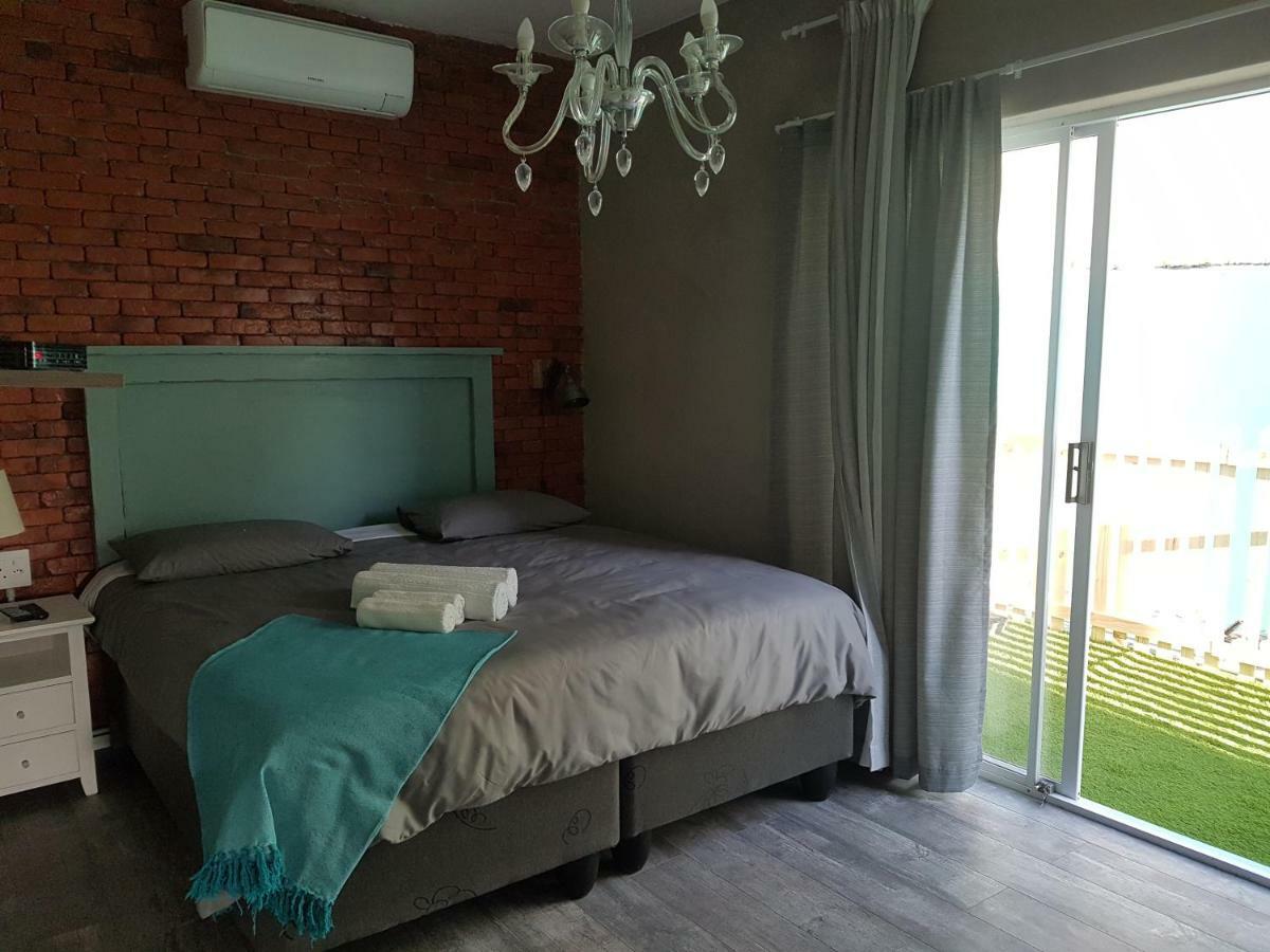 The Mountains Bed and Breakfast Kaapstad Buitenkant foto